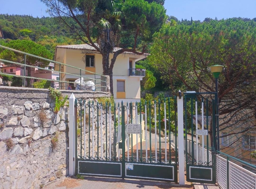 Forti Genova-Free Parking Castellaccio Apartment Экстерьер фото